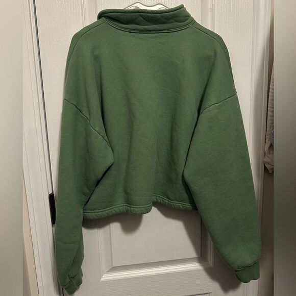Set Active Half Zip Cropped Sweatshirt Pullover in Lucky Green Size Medium - Picture 8 of 9